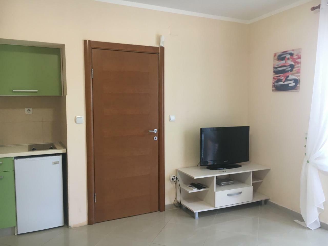 Apartments Villa Viktoria Tivat Eksteriør bilde